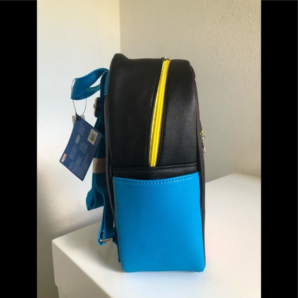 Funko x Marvel black light back pack - Picture 2 of 4
